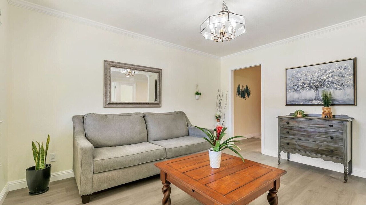 Photo of Livingroom in East San Jose