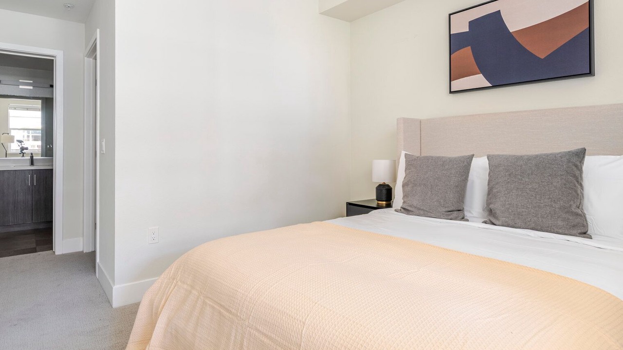 Photo of Bedroom in Centerville