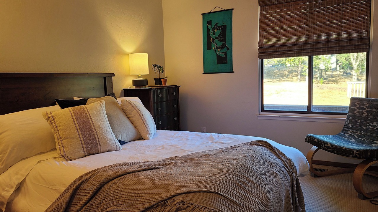 Photo of Bedroom in Santa Rosa