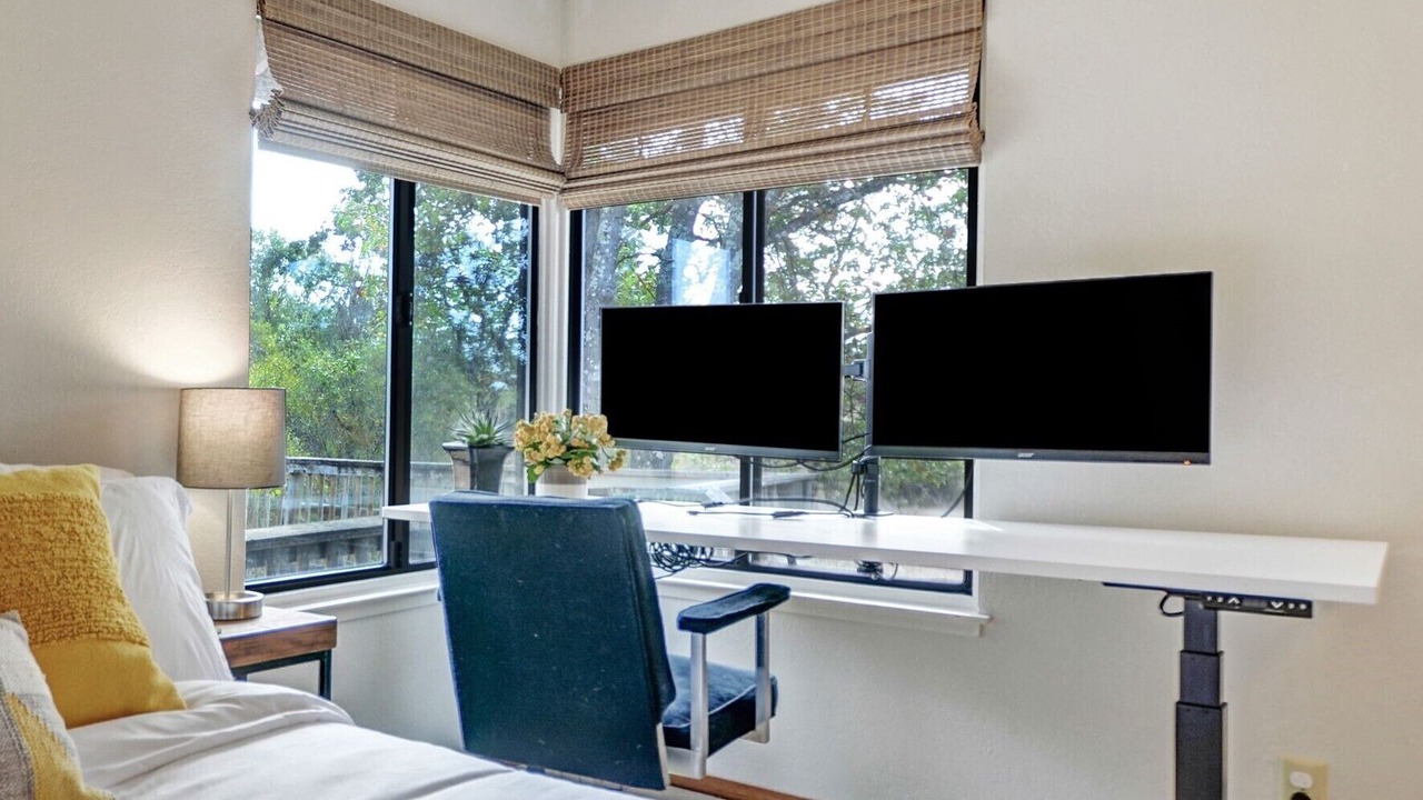 Photo of Bedroom in Santa Rosa
