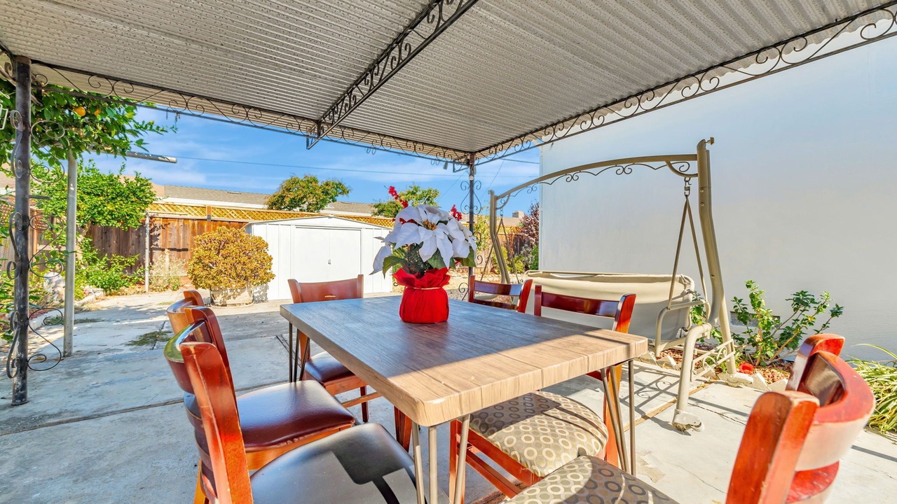 Photo of Outdoor in East Foothills