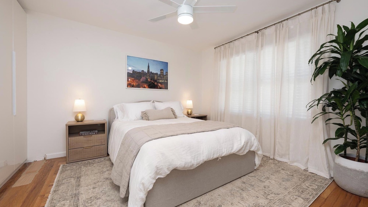 Photo of Bedroom in Downtown