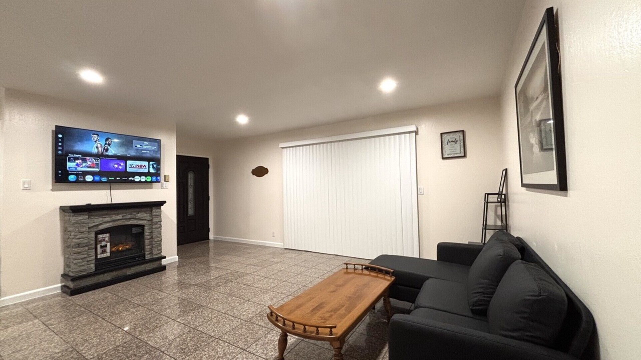 Photo of Livingroom in Milpitas