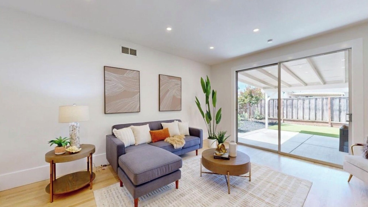 Photo of Livingroom in Centerville