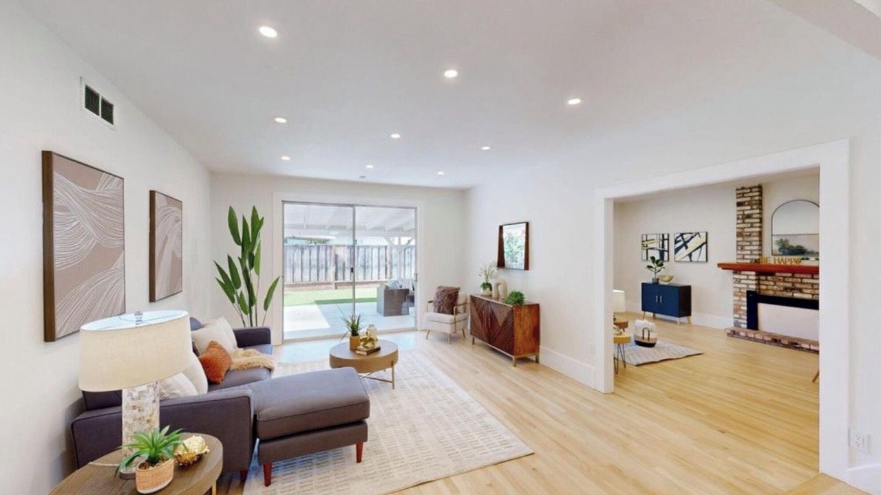 Photo of Livingroom in Centerville