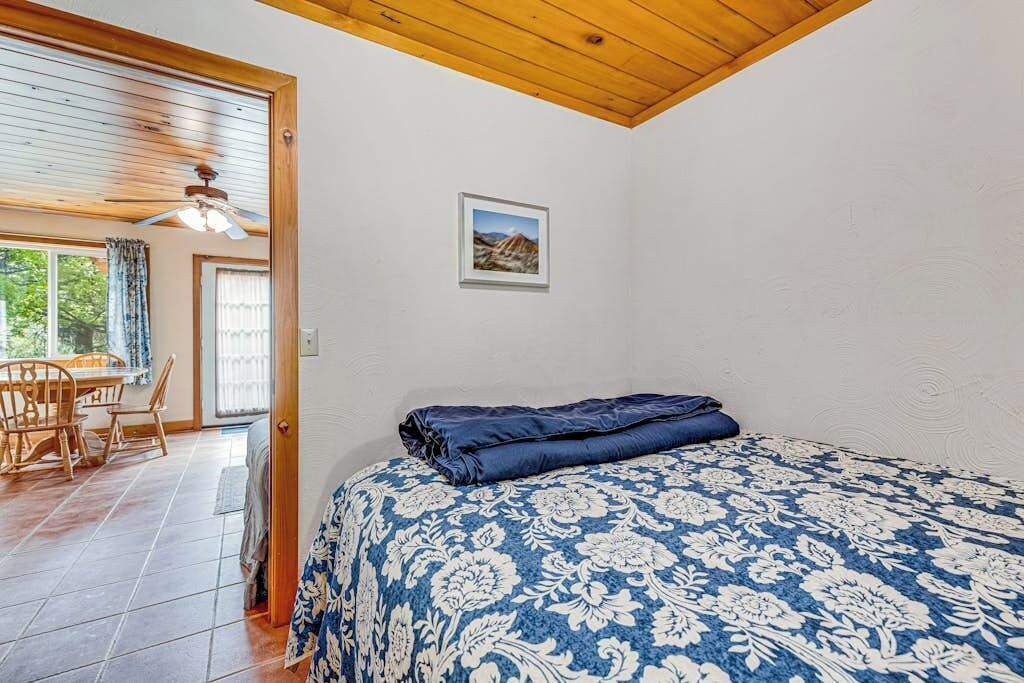 Photo of Bedroom in Harden Flat