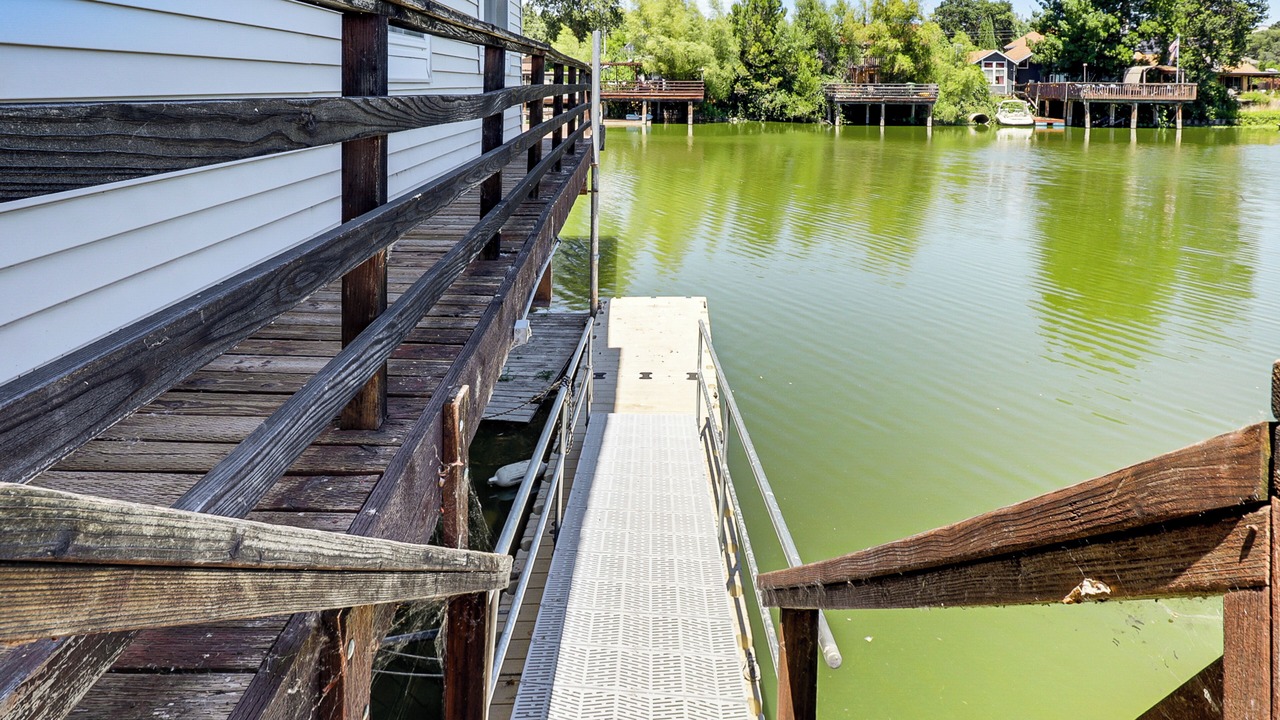 Photo of Outdoor in Clear Lake