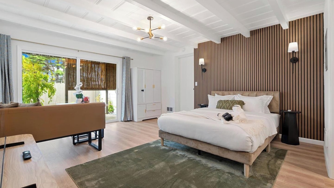 Photo of Bedroom in Pacifica
