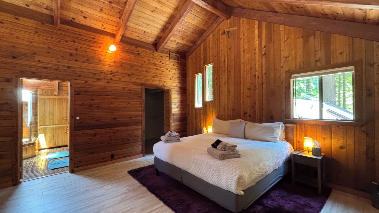 Photo of Bedroom in Fort Bragg
