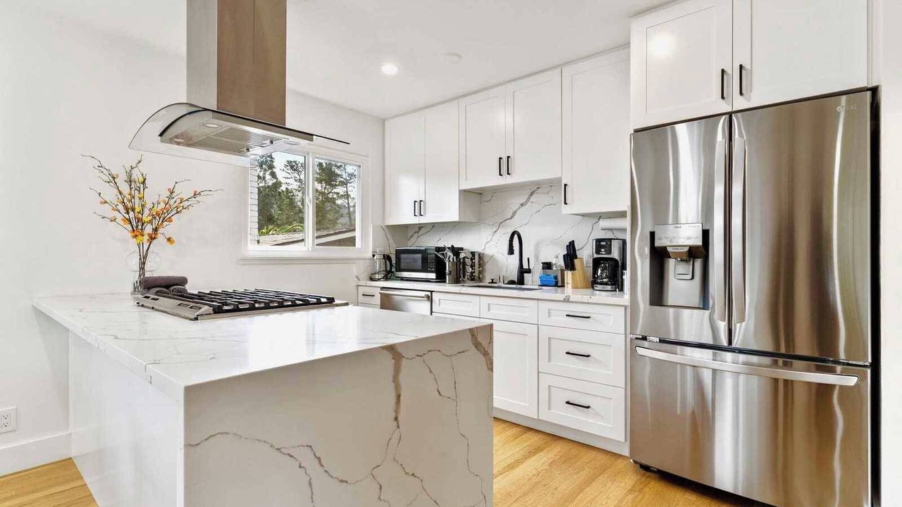 Photo of Kitchen in Linda Mar
