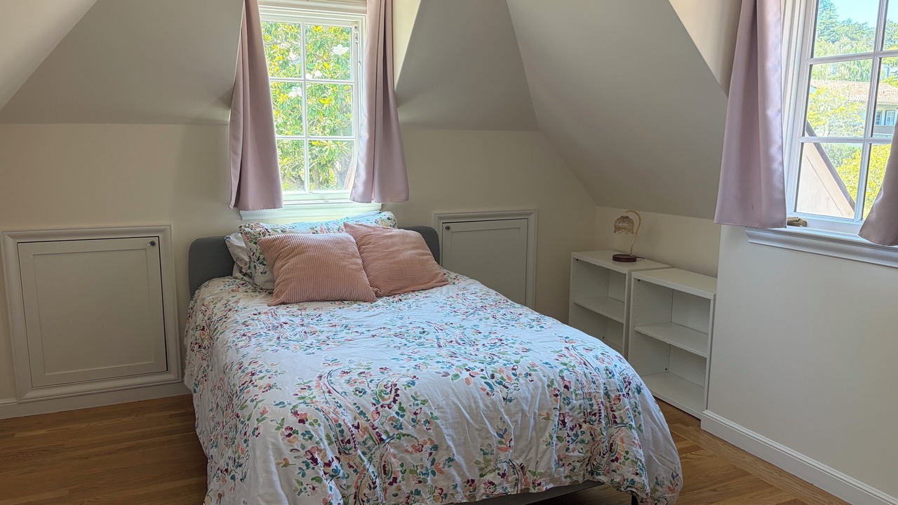 Photo of Bedroom in Easton Addition