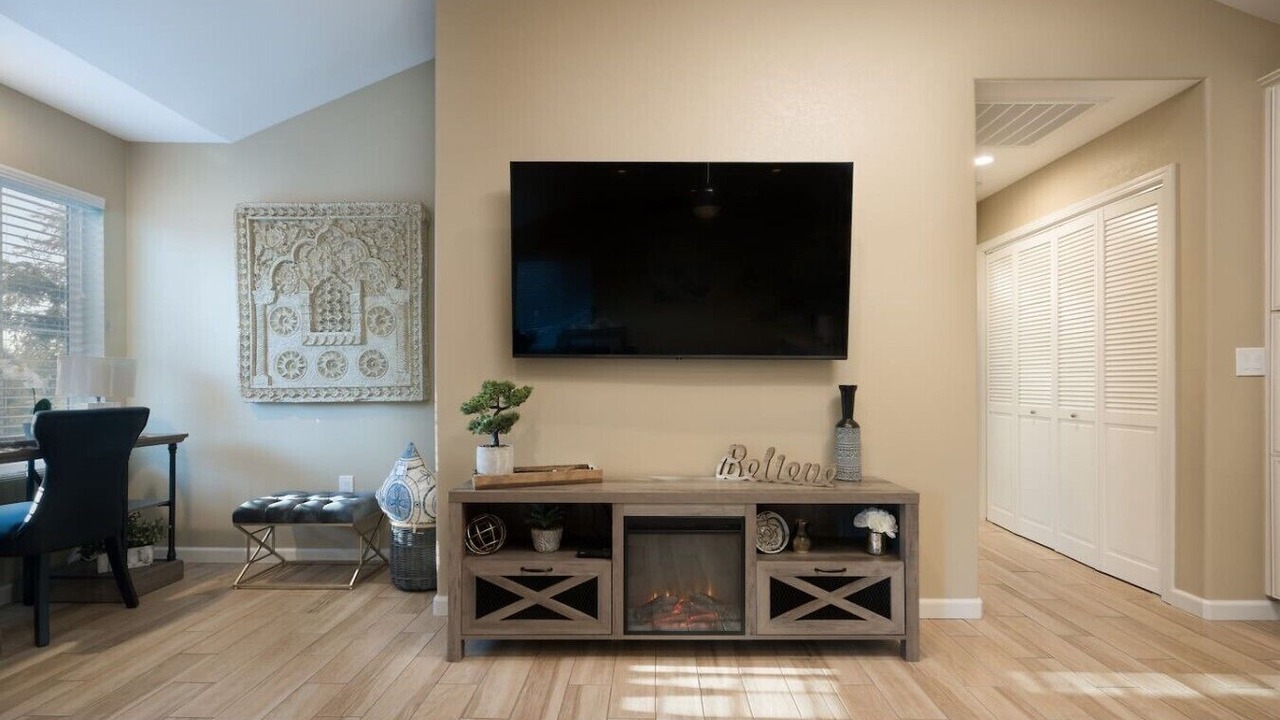 Photo of Livingroom in Folsom