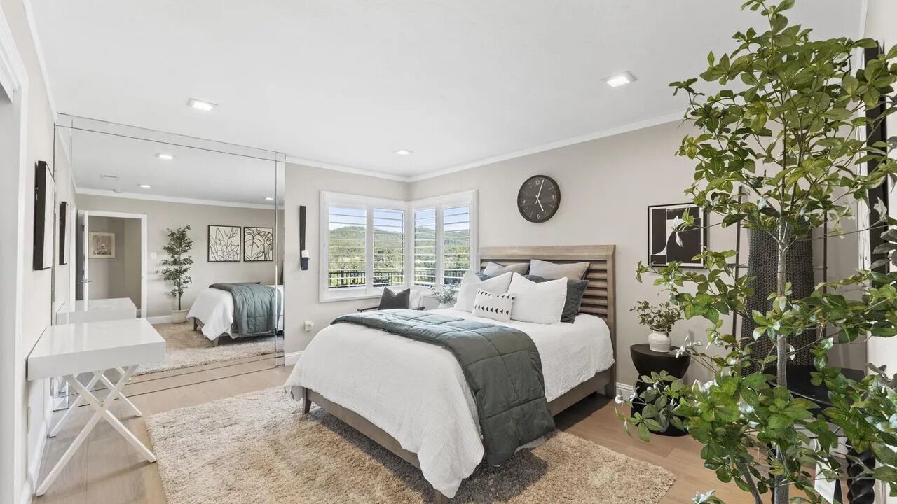Photo of Bedroom in Chabot Park
