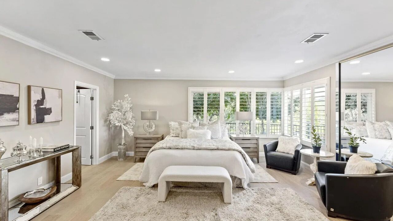 Photo of Bedroom in Chabot Park