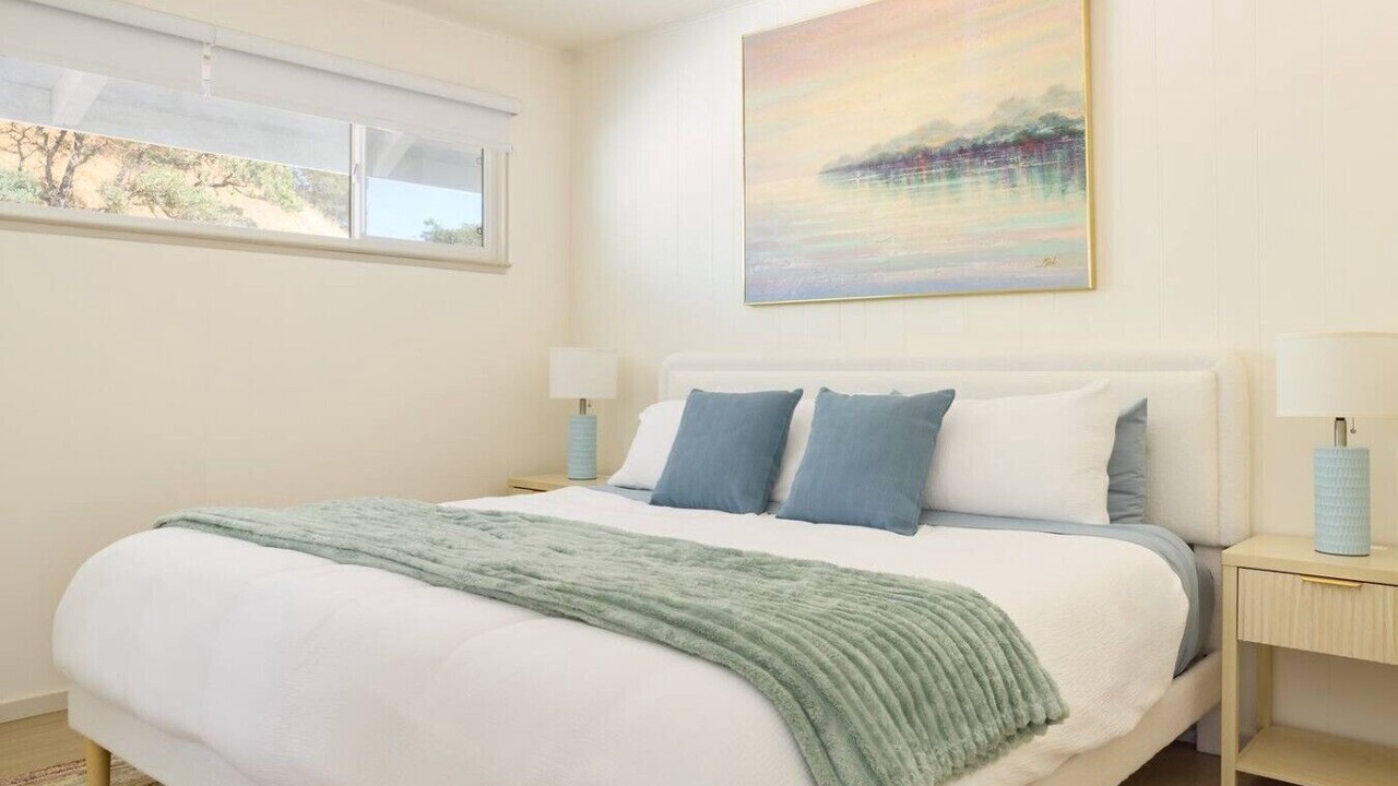 Photo of Bedroom in Clearlake