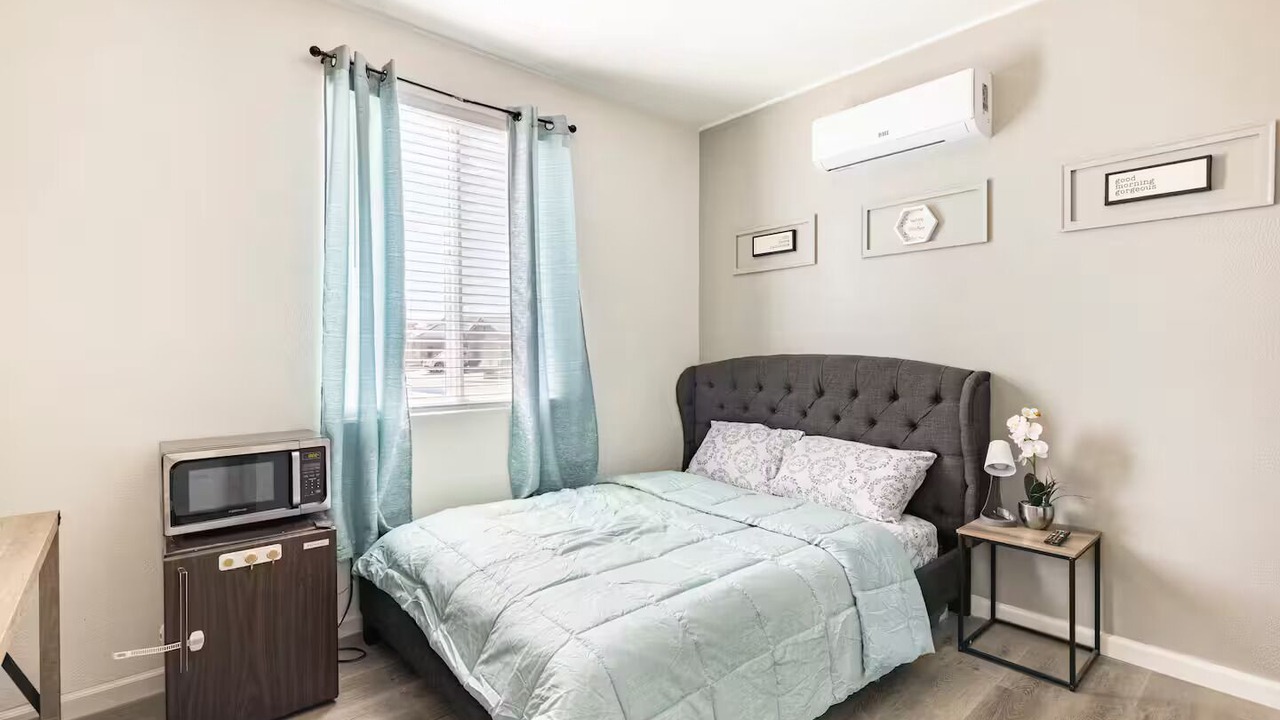 Photo of Bedroom in Livingston