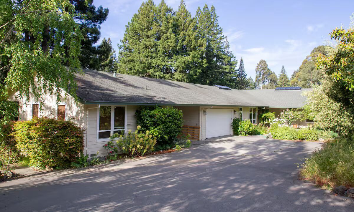 Photo of Outdoor in Occidental