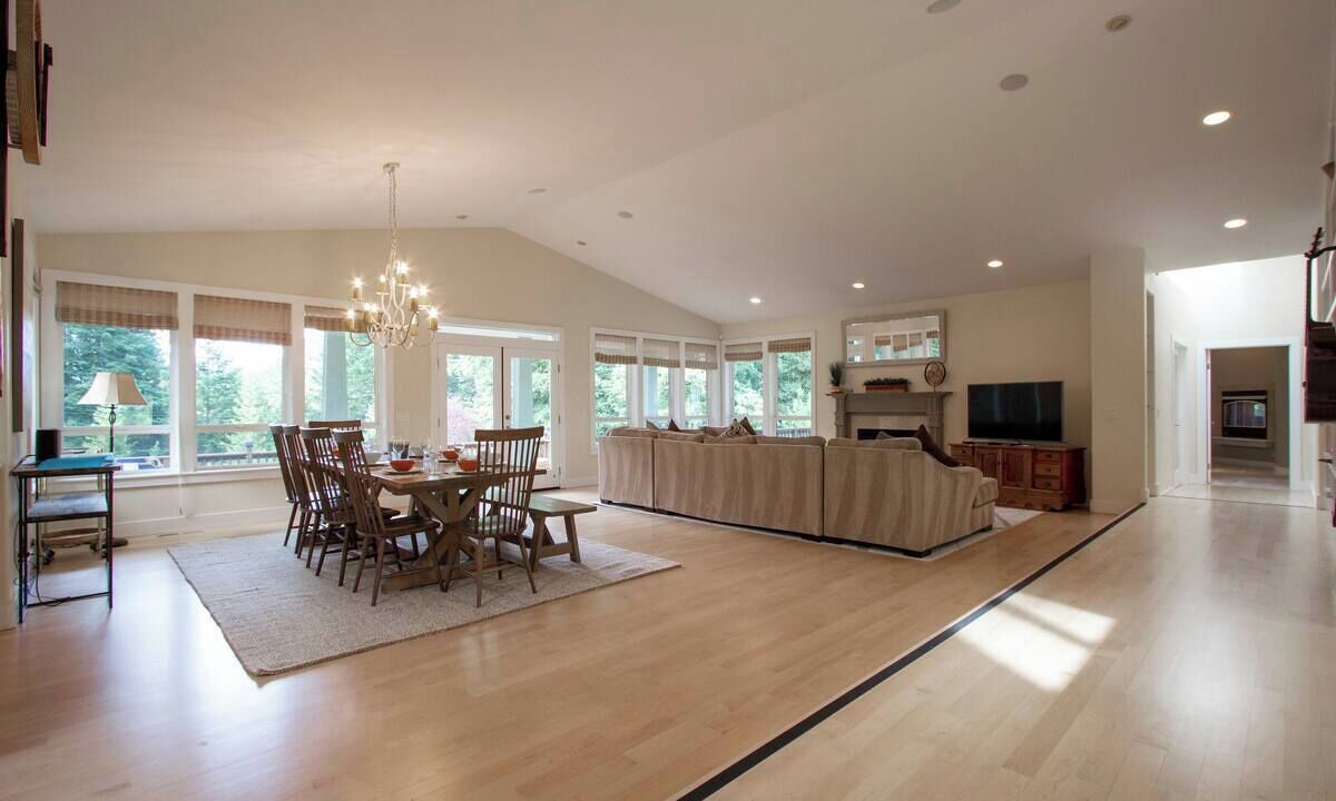 Photo of Livingroom in Occidental
