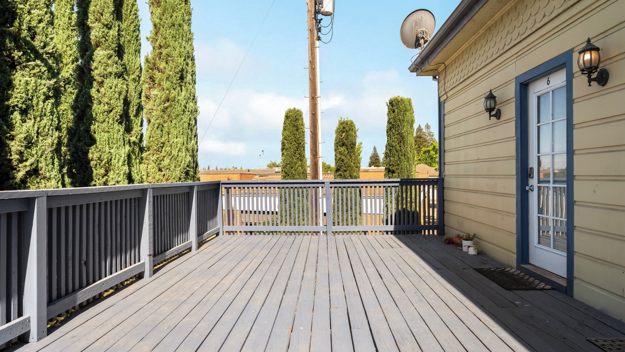Photo of Patio Balcony in Southeastern Sacramento