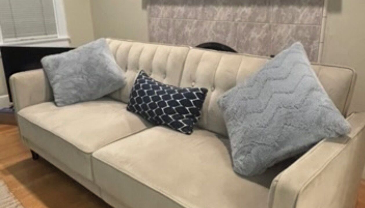 Photo of Livingroom in Southeastern Sacramento