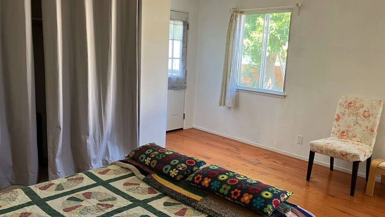 Photo of Bedroom in Richmond Annex