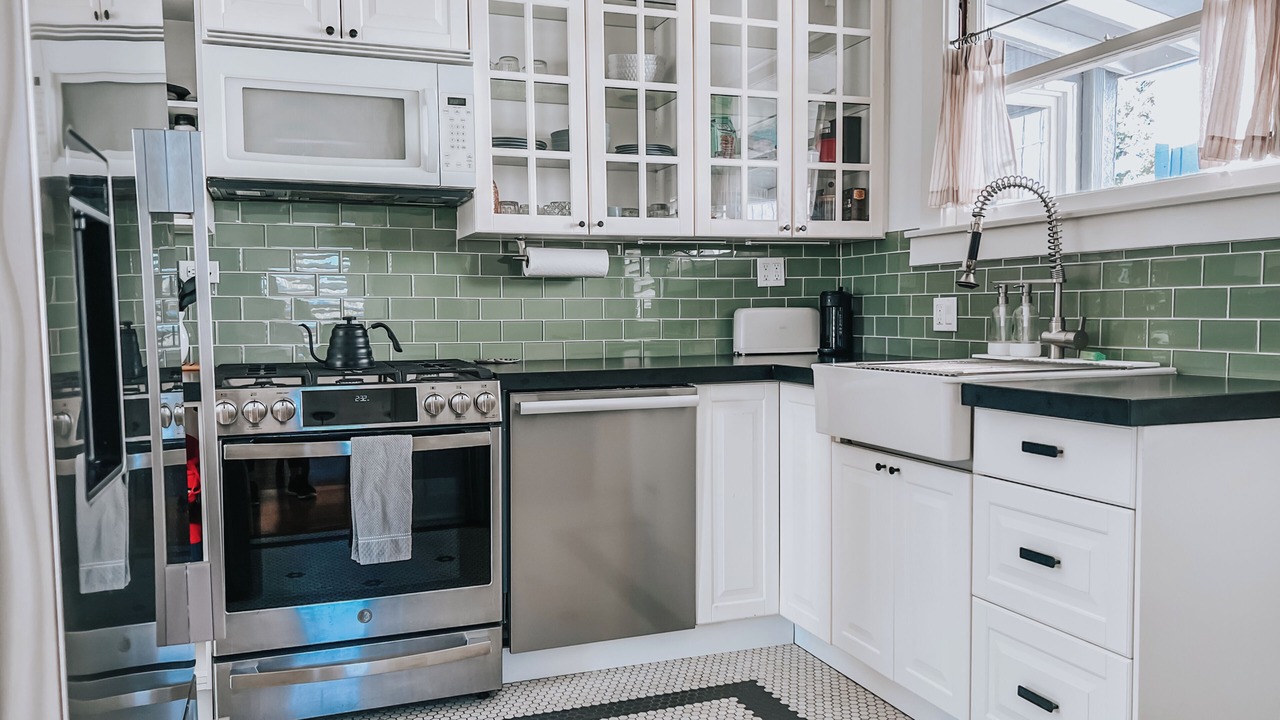 Photo of Kitchen in Piedmont Avenue
