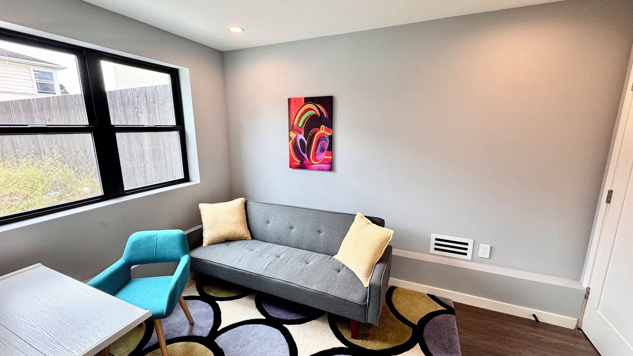 Photo of Livingroom in Westlake