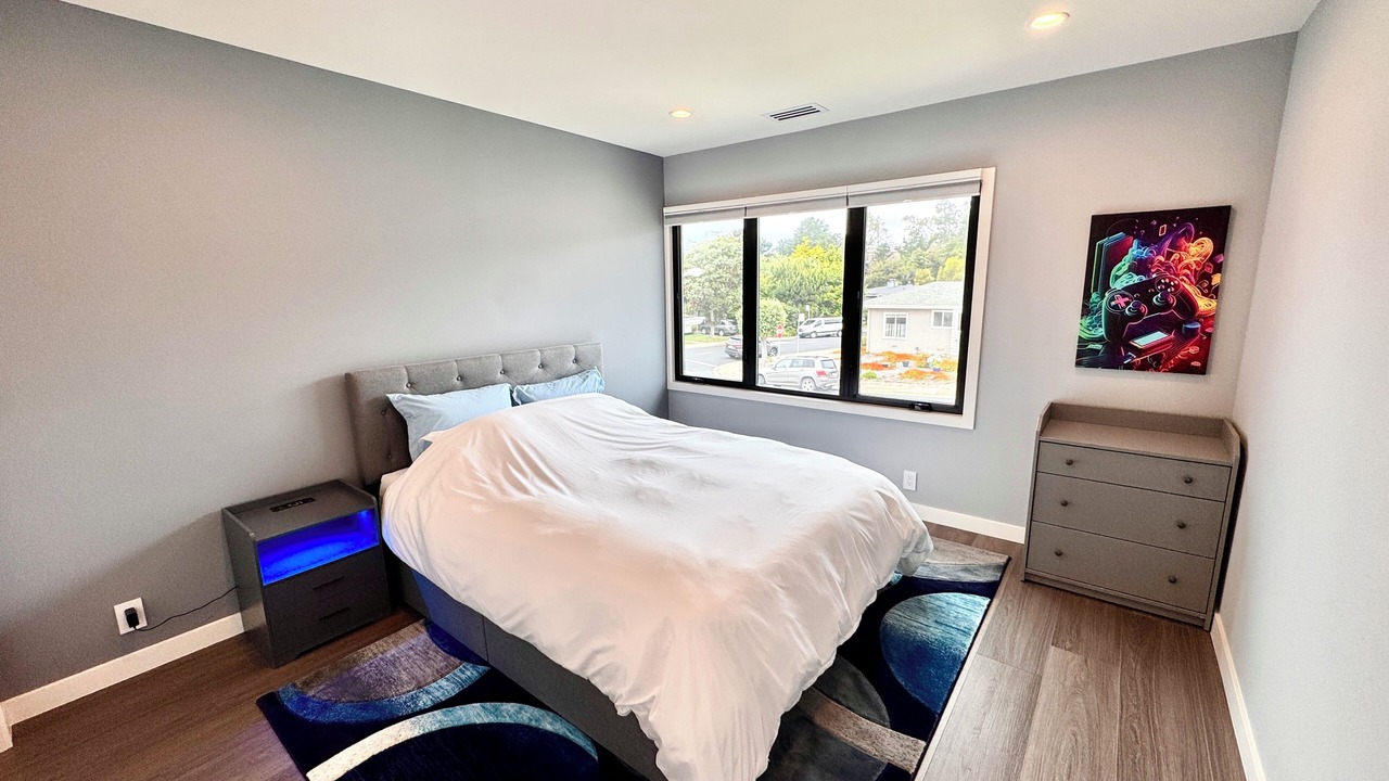 Photo of Bedroom in Westlake