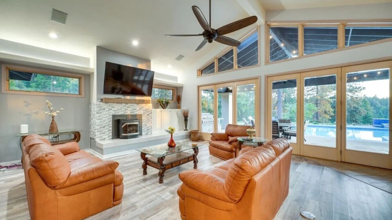 Photo of Livingroom in Placerville