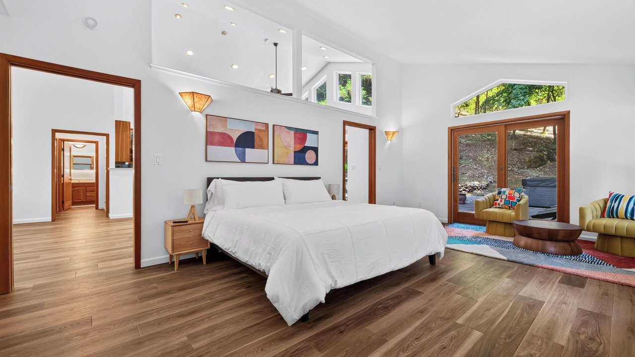 Photo of Bedroom in Guerneville
