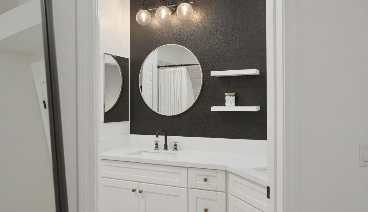 Photo of Bathroom in Antelope