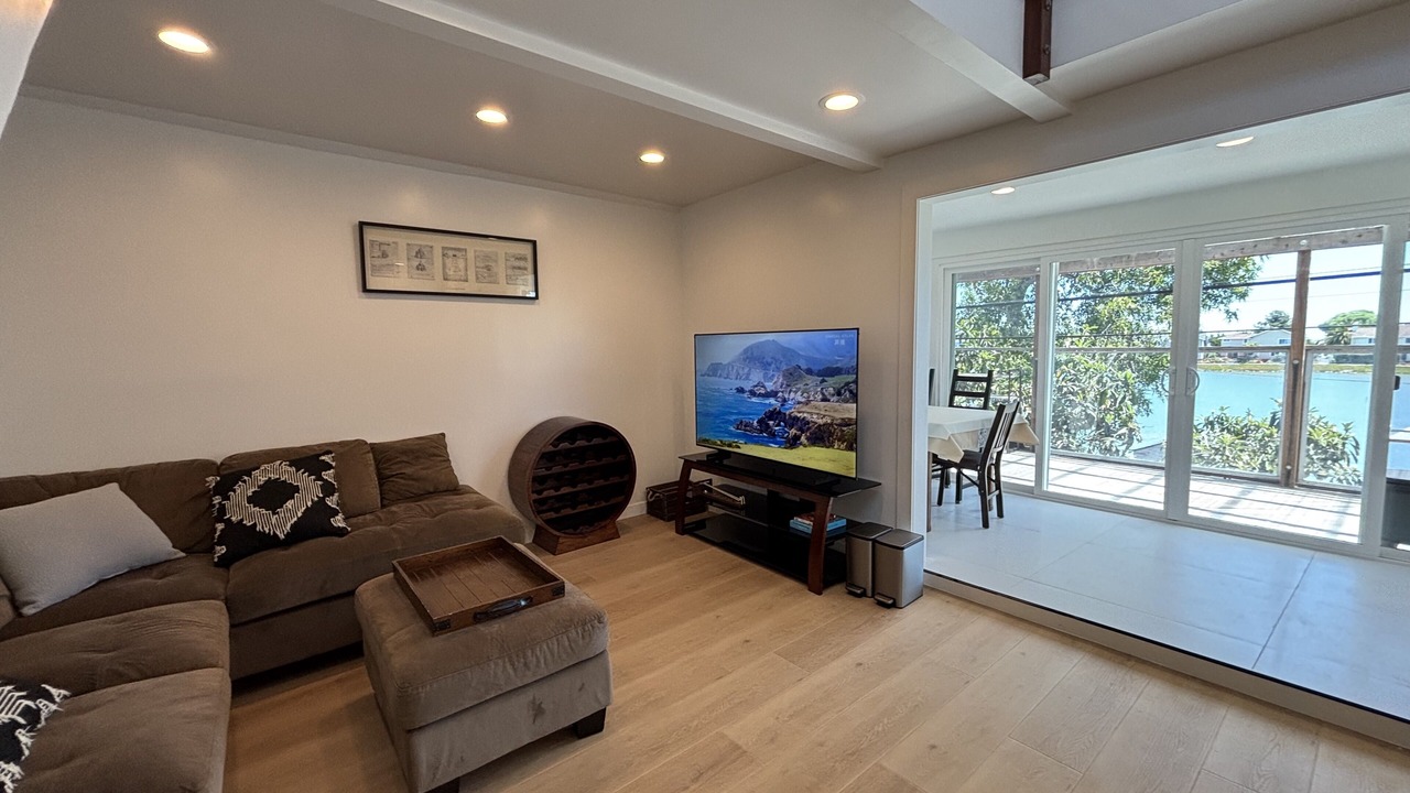 Photo of Livingroom in East San Mateo