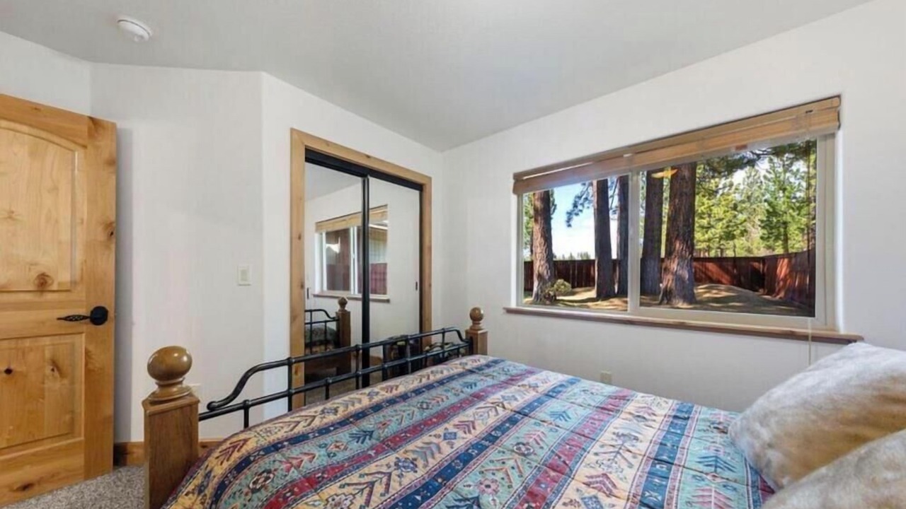 Photo of Bedroom in Black Bart
