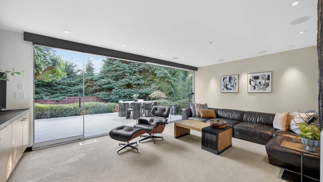 Photo of Livingroom in Arden-Arcade