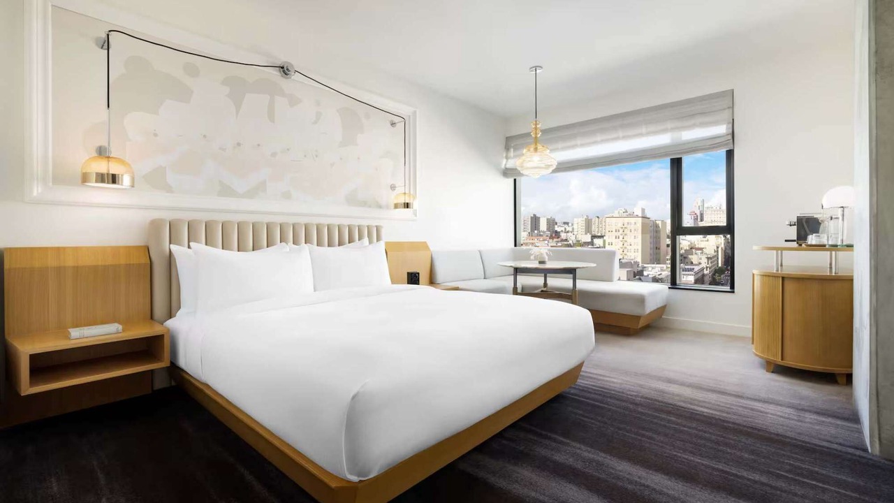 Photo of Bedroom in Tenderloin