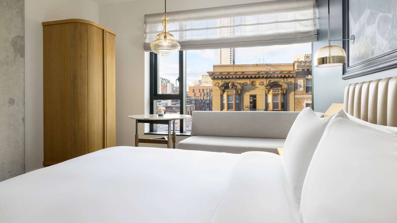 Photo of Bedroom in Tenderloin