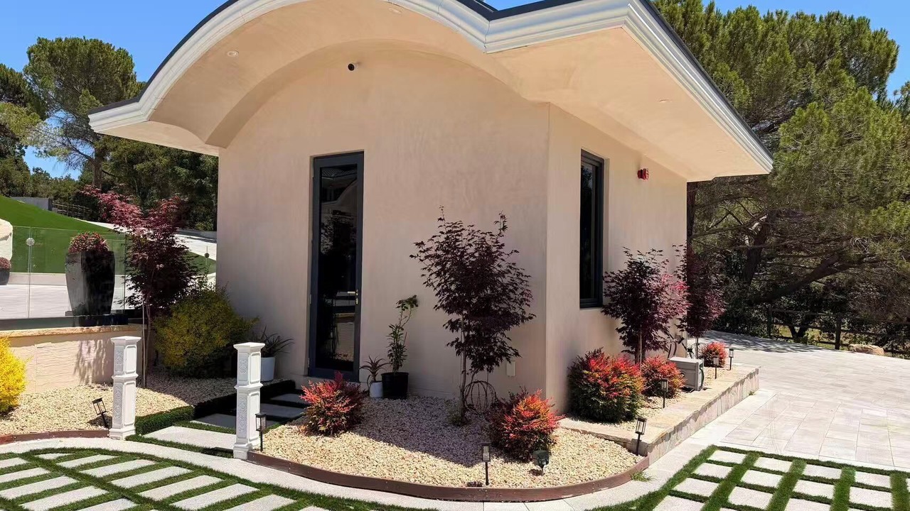 Photo of Outdoor in West of the Alameda