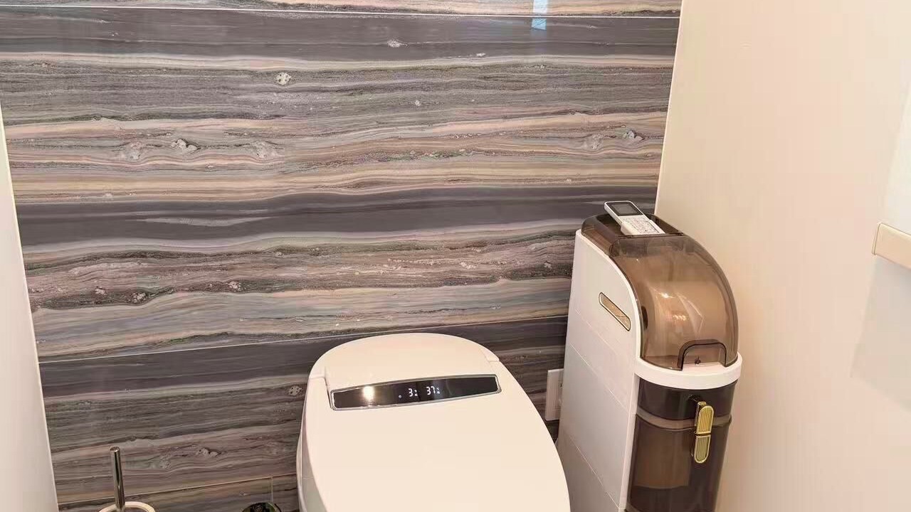 Photo of Bathroom in West of the Alameda