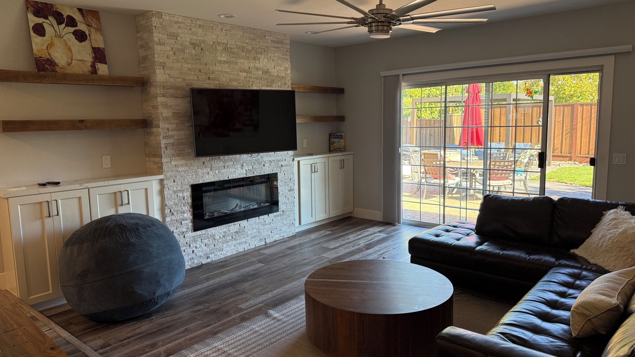 Photo of Livingroom in Concord