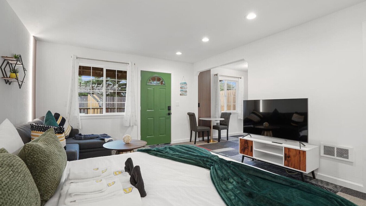 Photo of Bedroom in Sharp Park