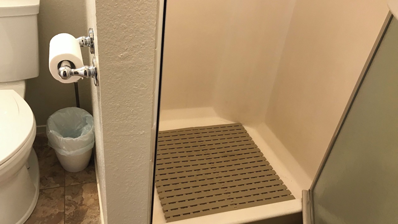 Photo of Bathroom in Auburn
