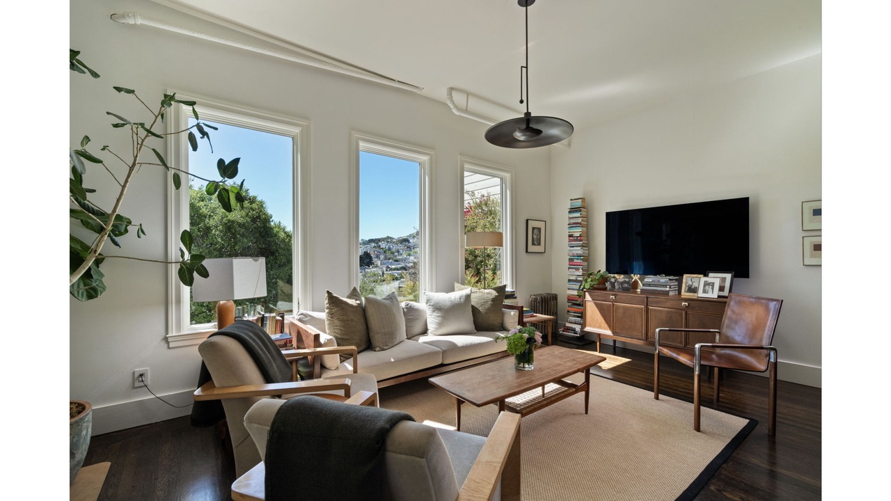 Photo of Livingroom in Fillmore District