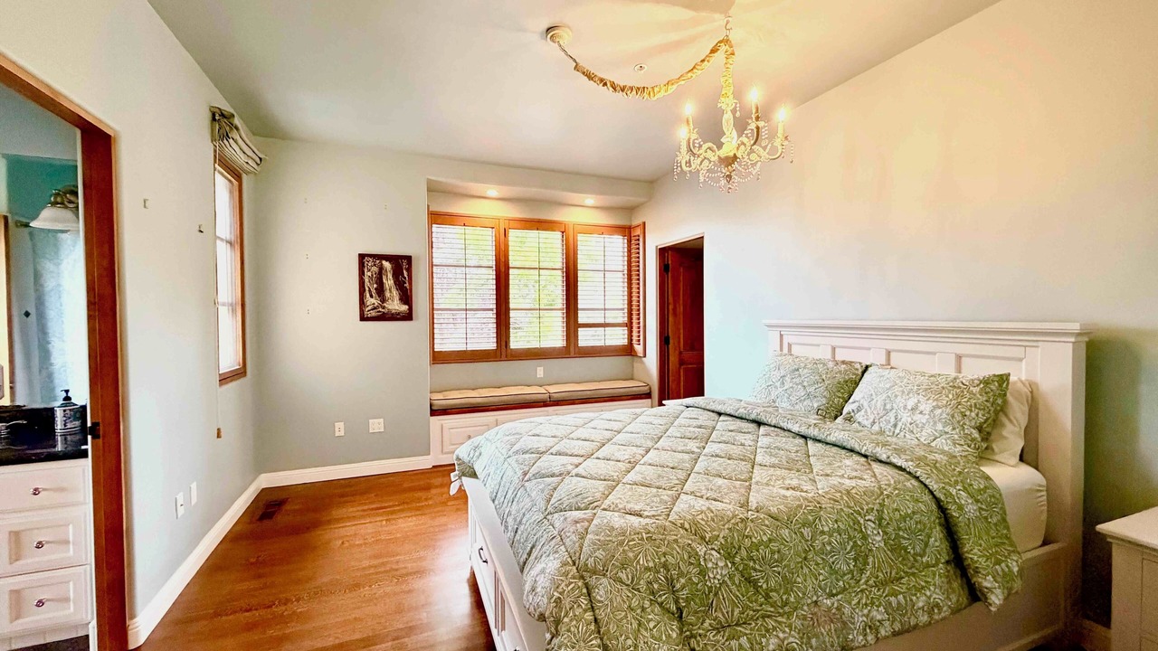 Photo of Bedroom in Los Gatos