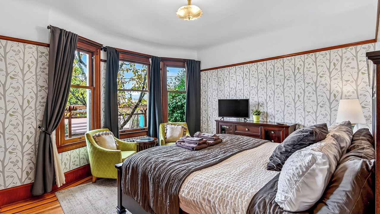 Photo of Bedroom in Westside Santa Cruz