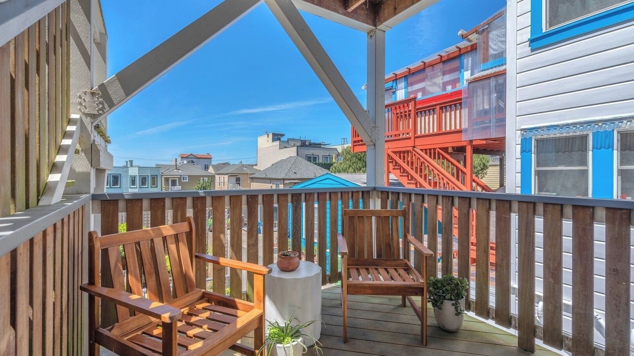 Photo of Outdoor in Outer Sunset