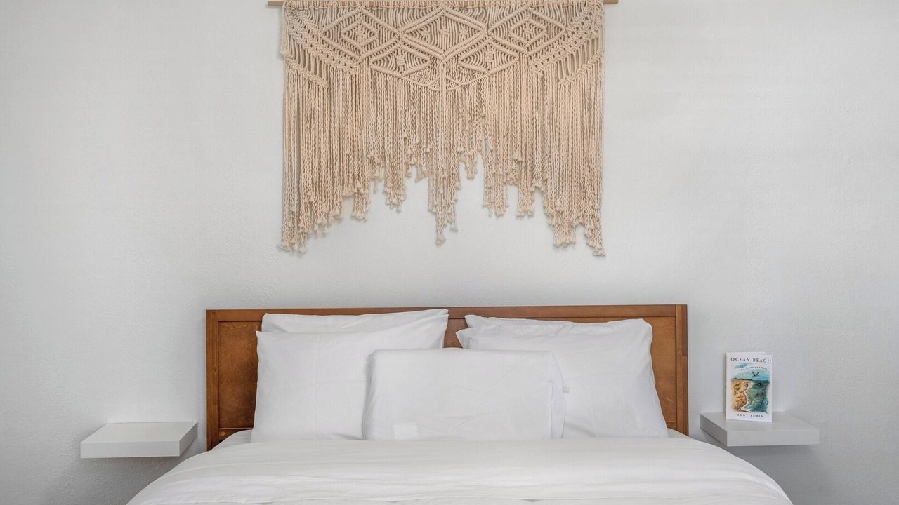 Photo of Bedroom in Outer Sunset