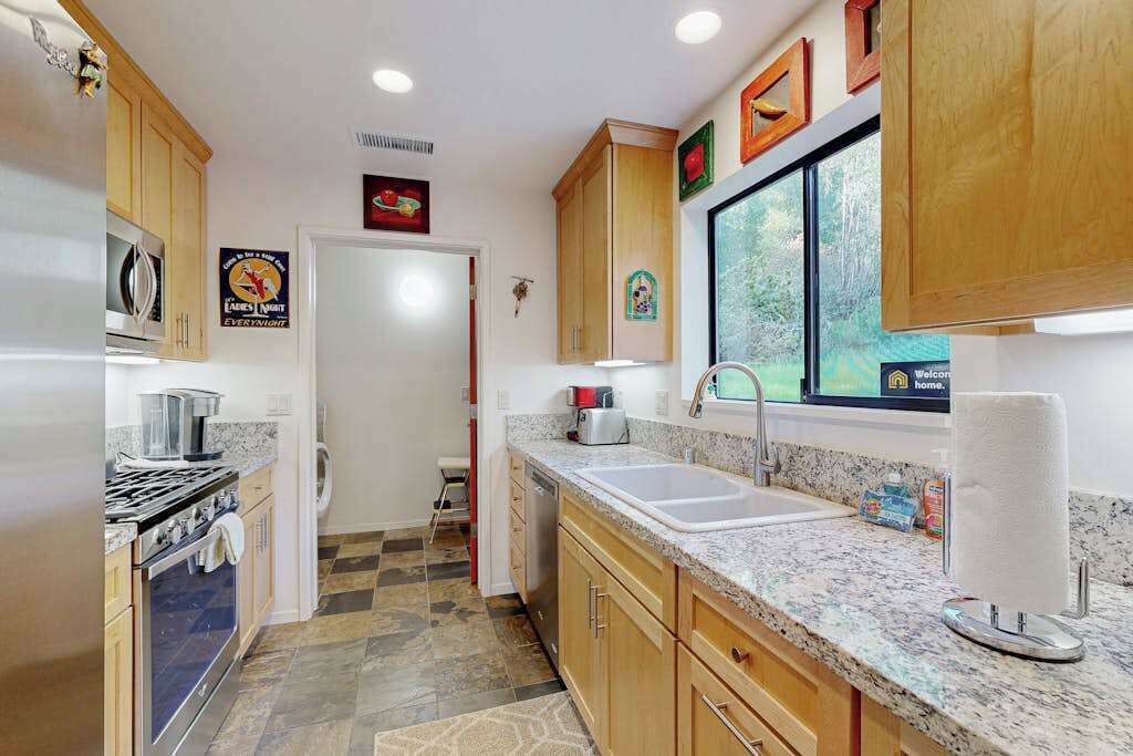Photo of Others in Freestone