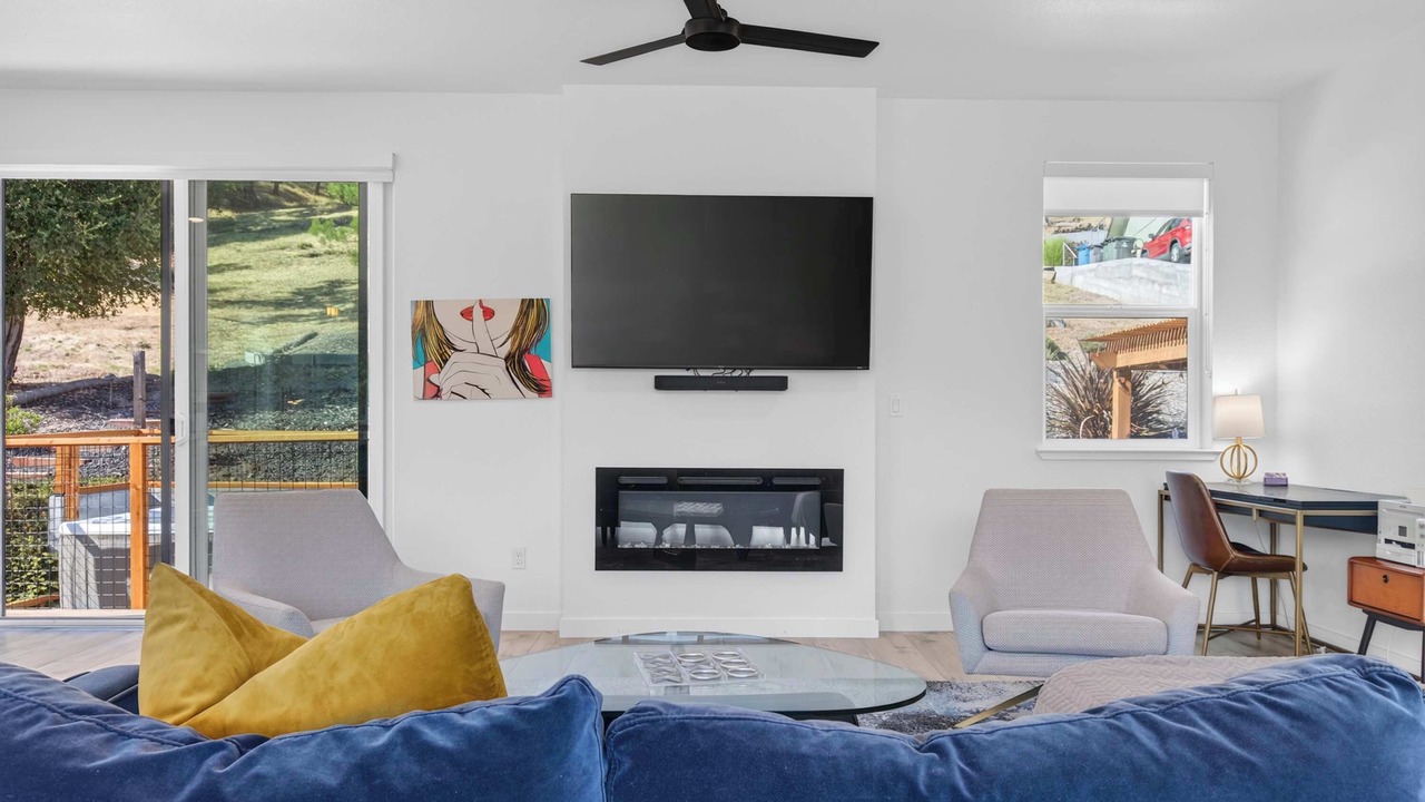 Photo of Livingroom in Glen Ellen