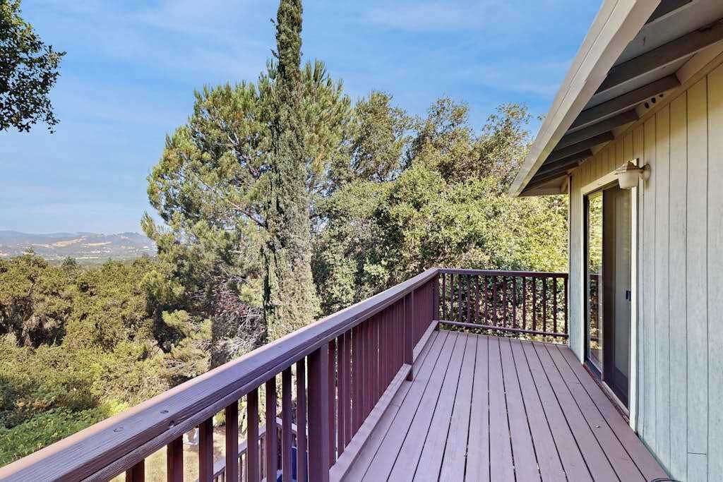 Photo of Patio Balcony in Cloverdale