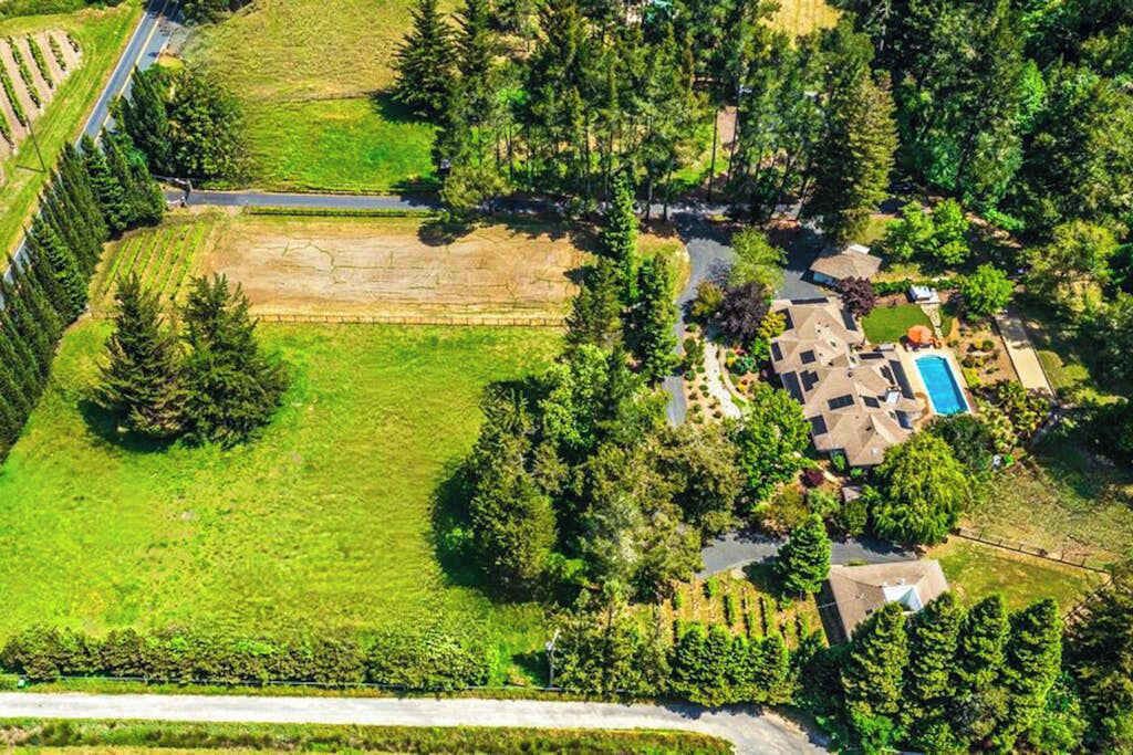 Photo of Outdoor in Freestone